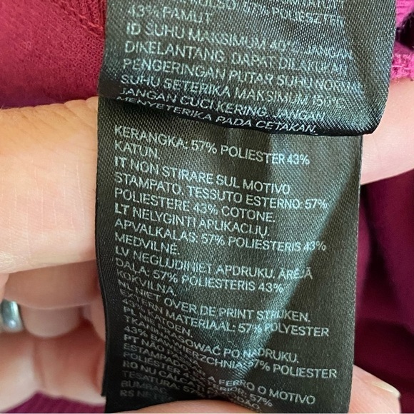 H&M The Weekend Collaboration Maroon sweatshirt top Size Medium M - Picture 4 of 6